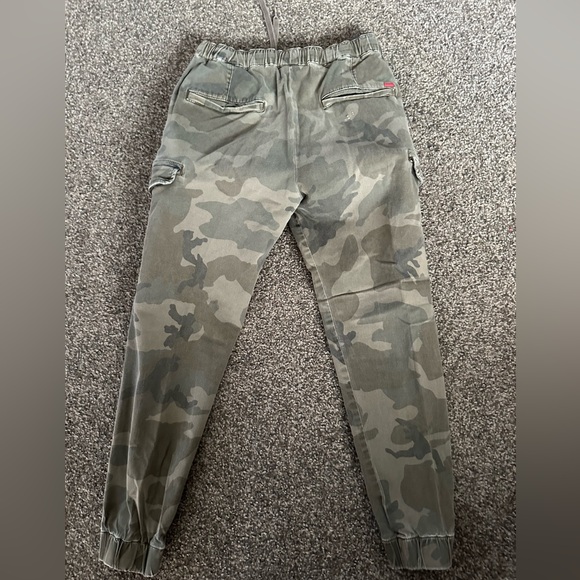 Bullhead denim company camouflage cargo pants - Picture 6 of 7